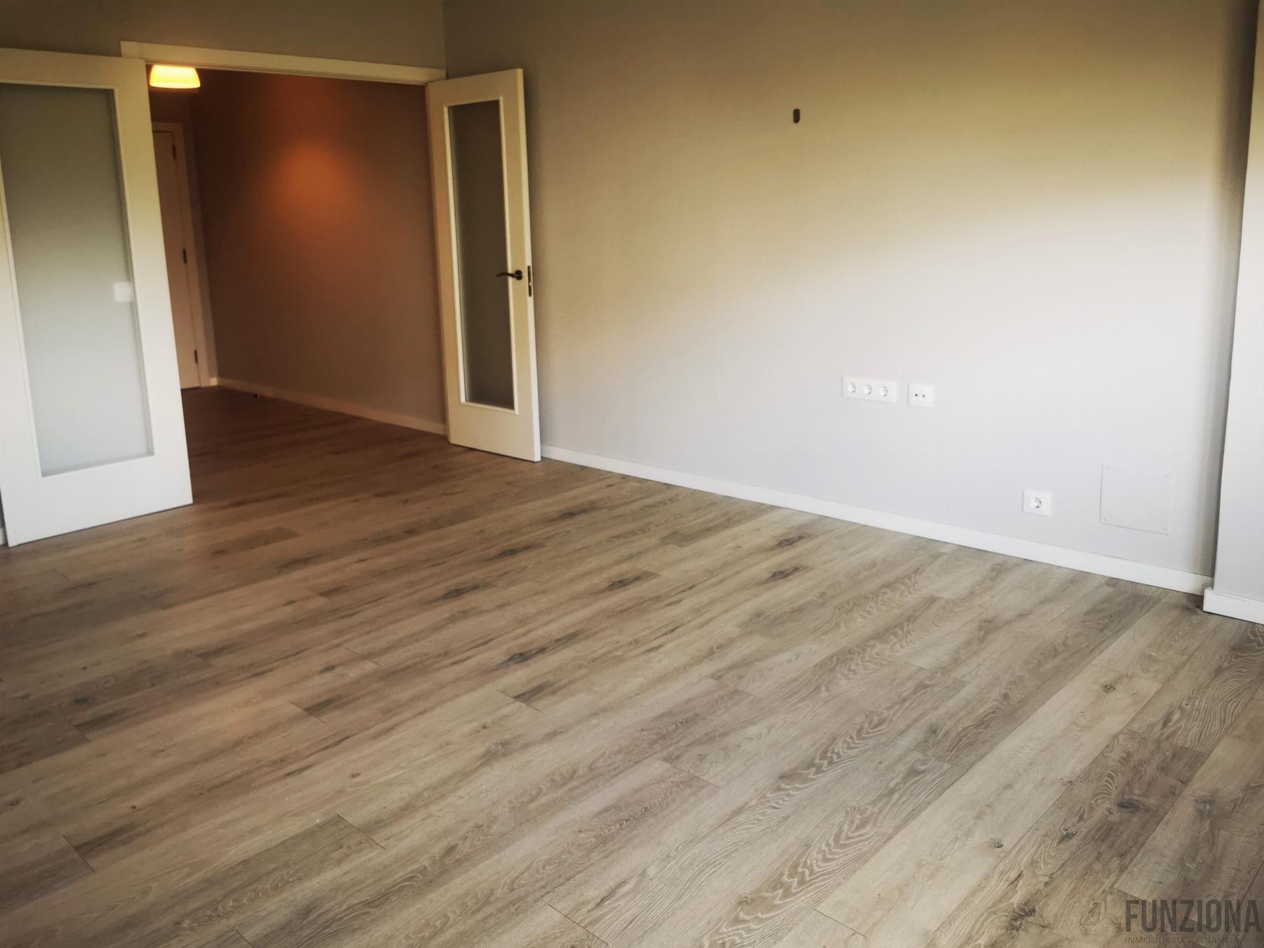 For sale of flat in Pontevedra