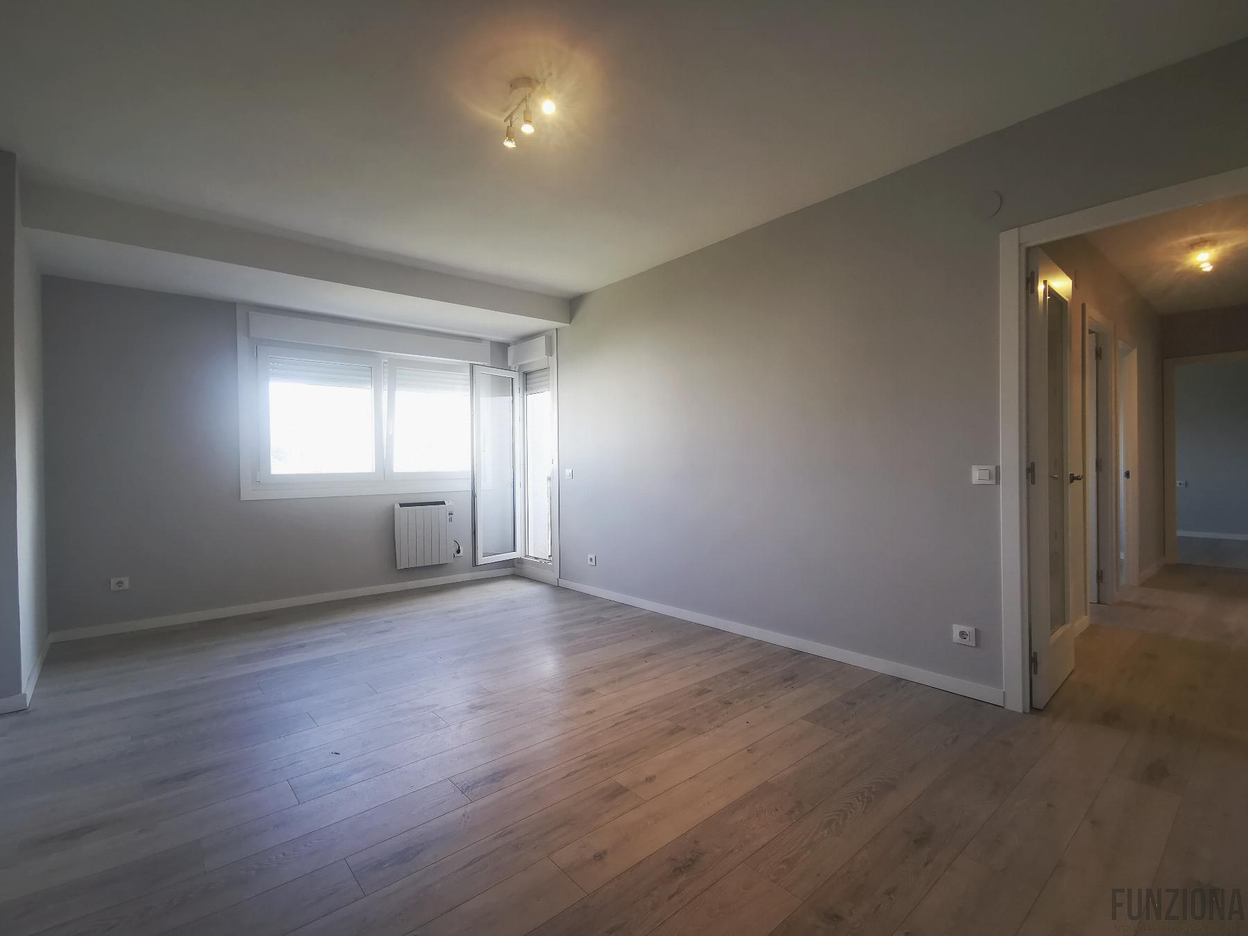 For sale of flat in Pontevedra