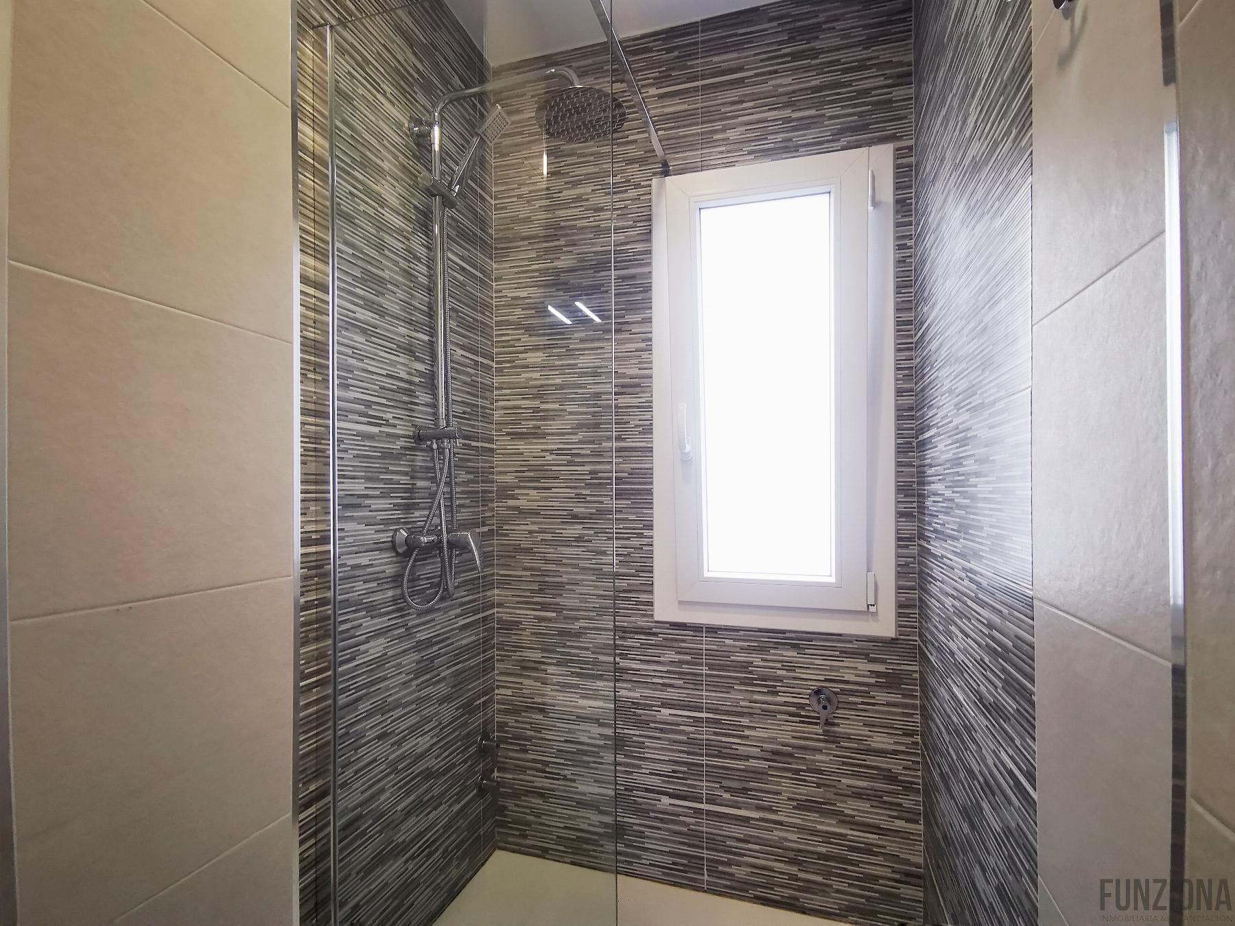 For sale of flat in Pontevedra