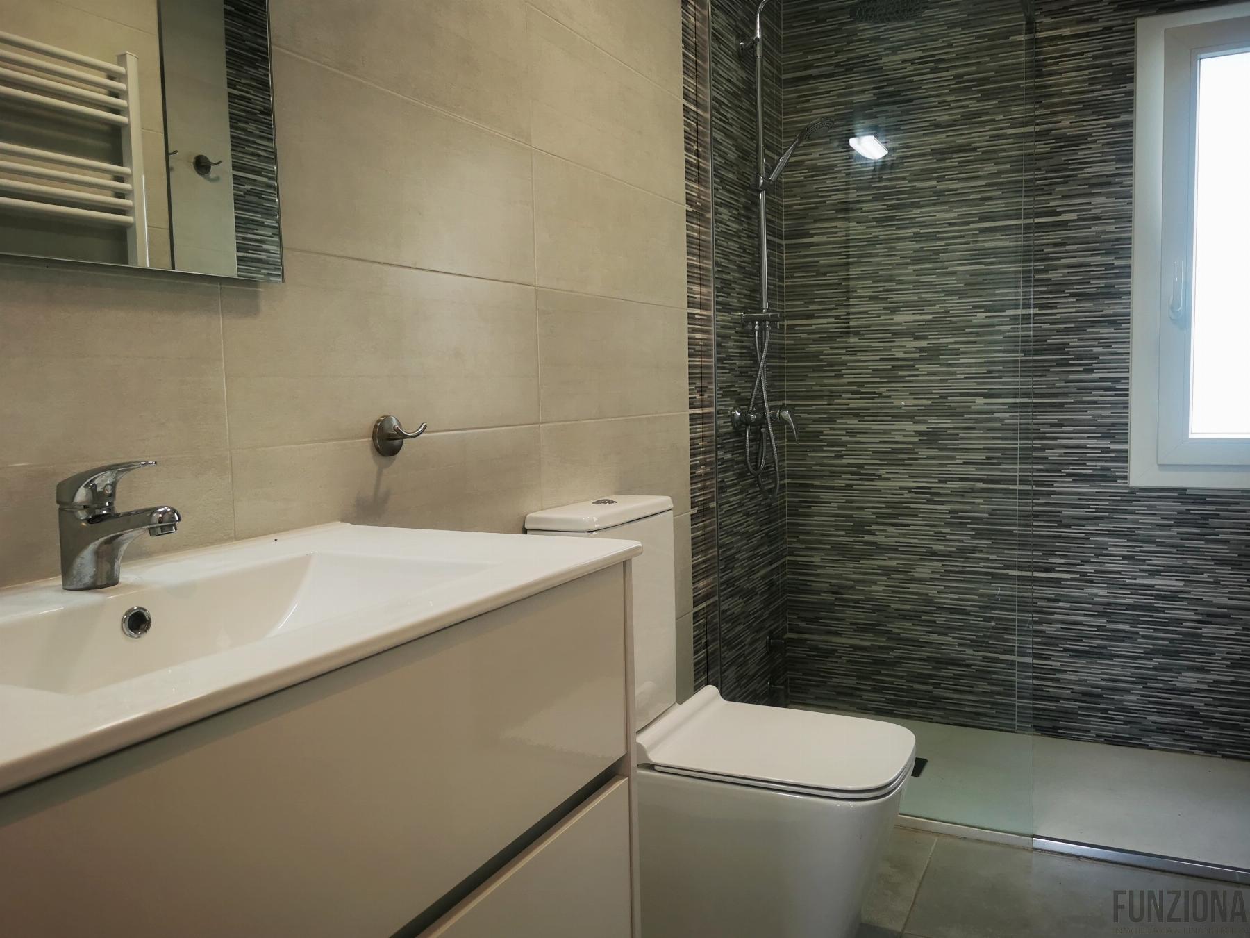 For sale of flat in Pontevedra