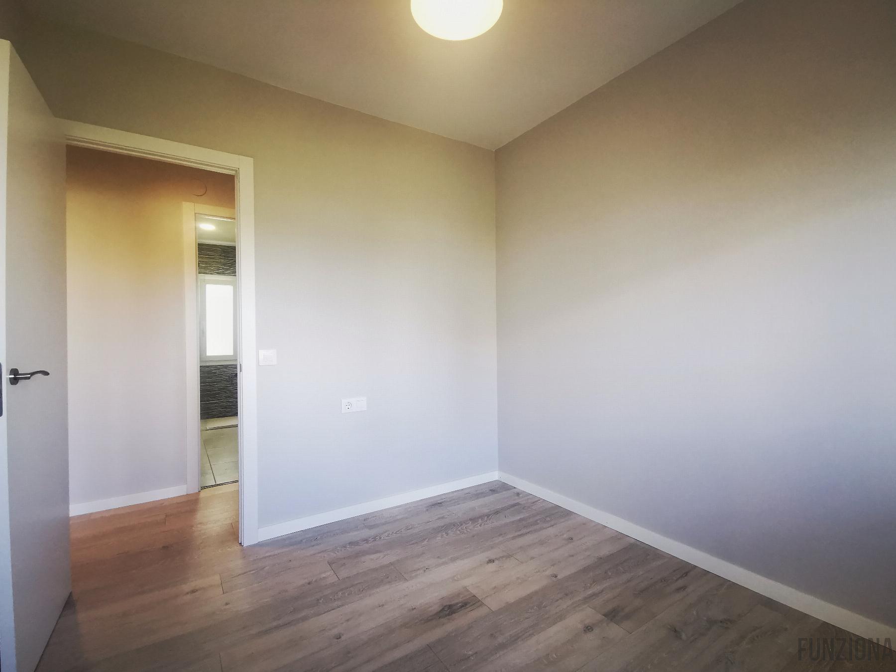 For sale of flat in Pontevedra
