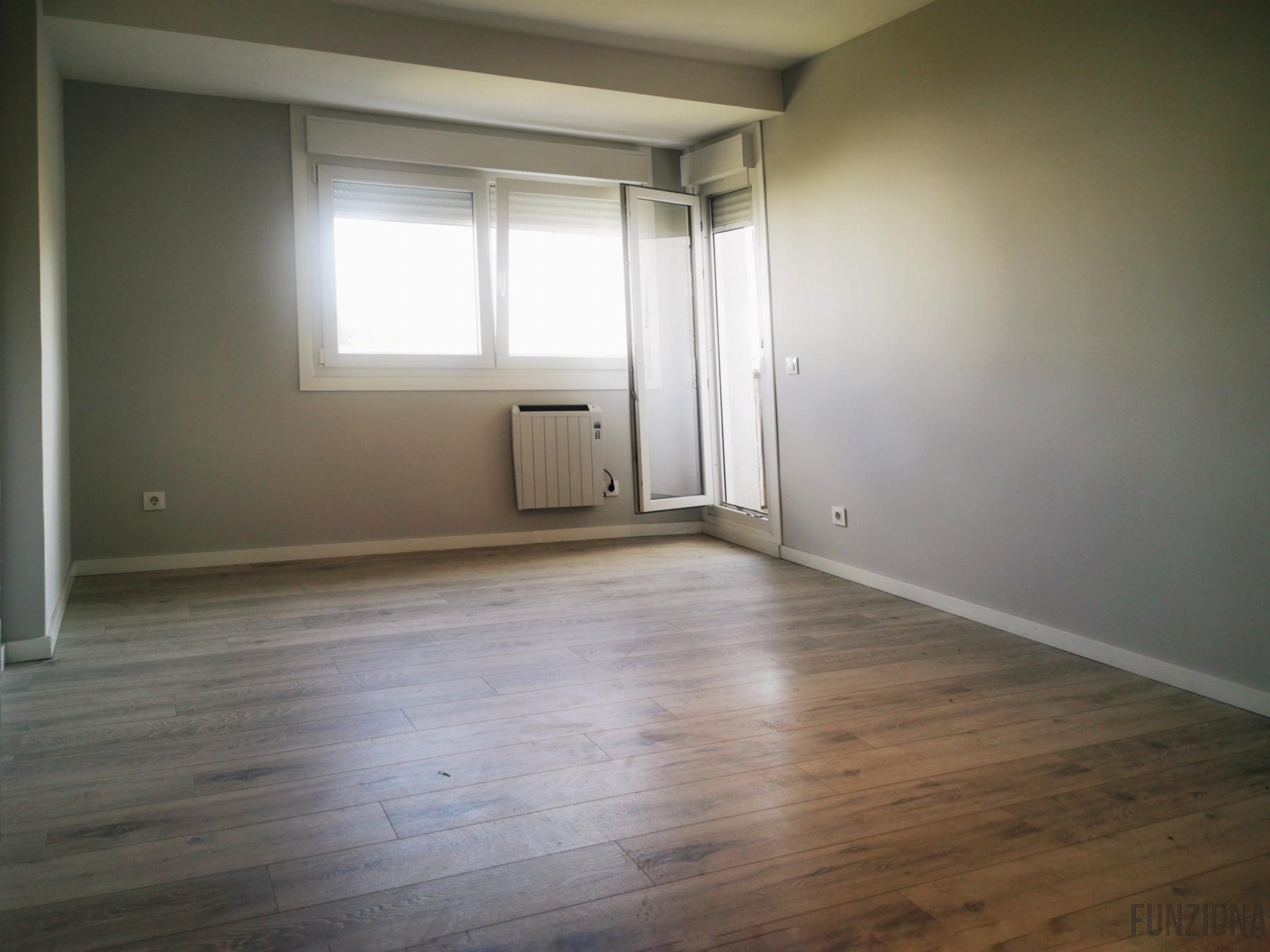 For sale of flat in Pontevedra