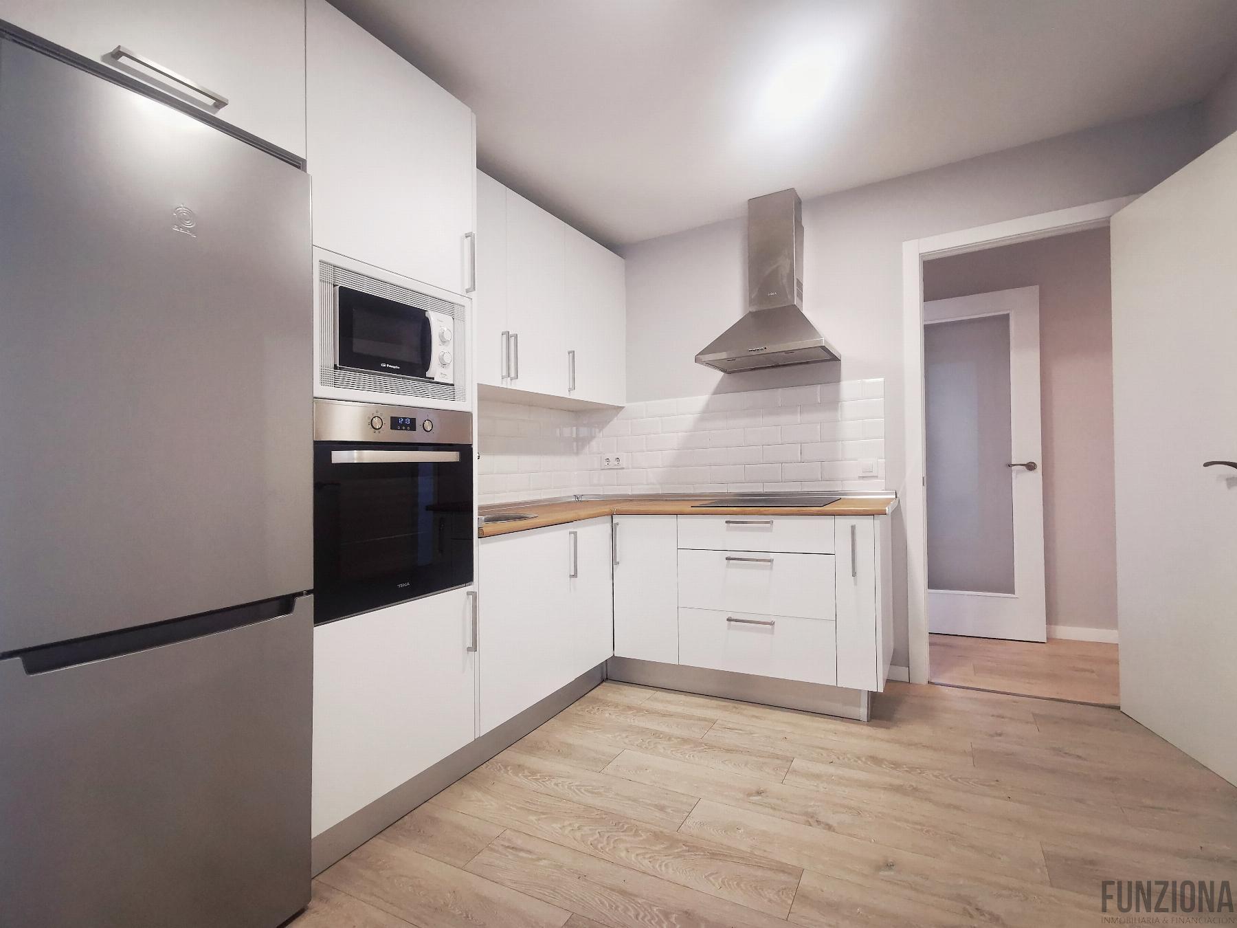 For sale of flat in Pontevedra