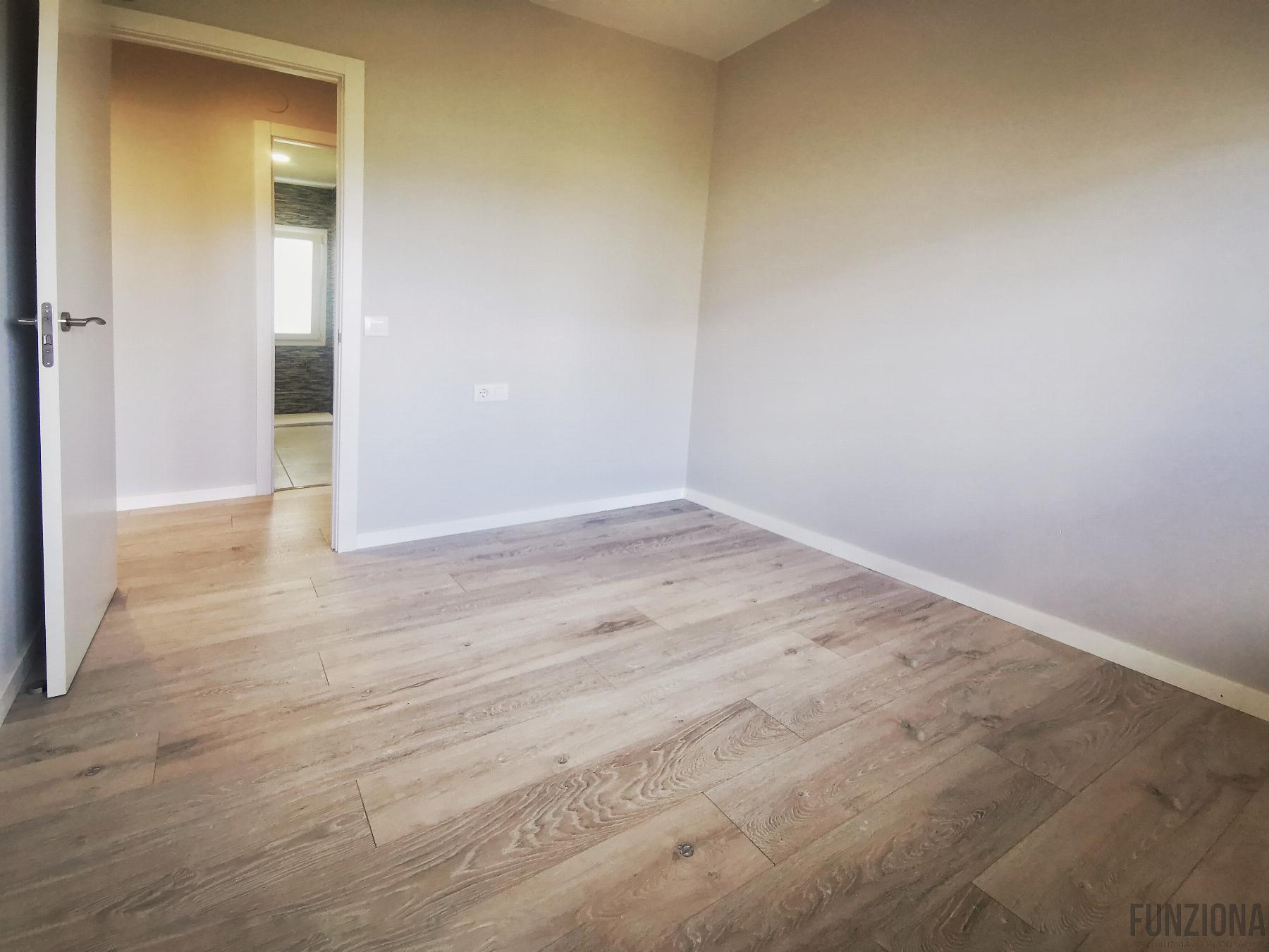 For sale of flat in Pontevedra