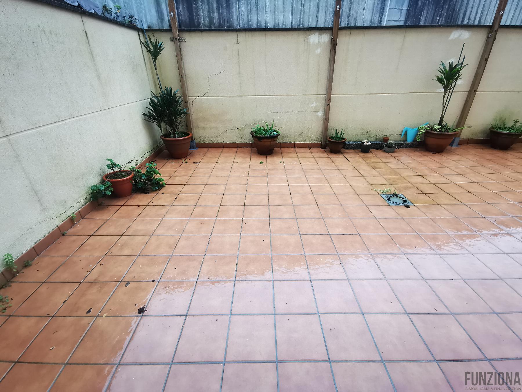 For sale of flat in Pontevedra