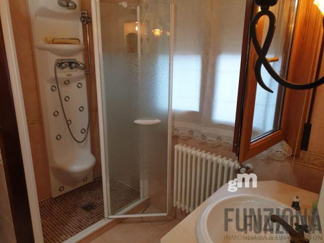For sale of house in Vilagarcía de Arousa