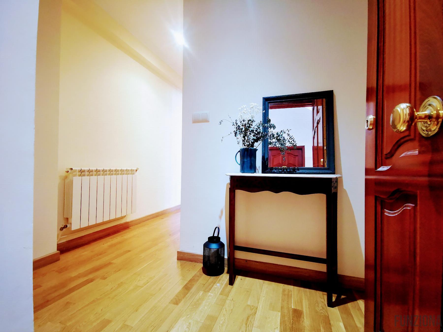 For sale of flat in Pontevedra