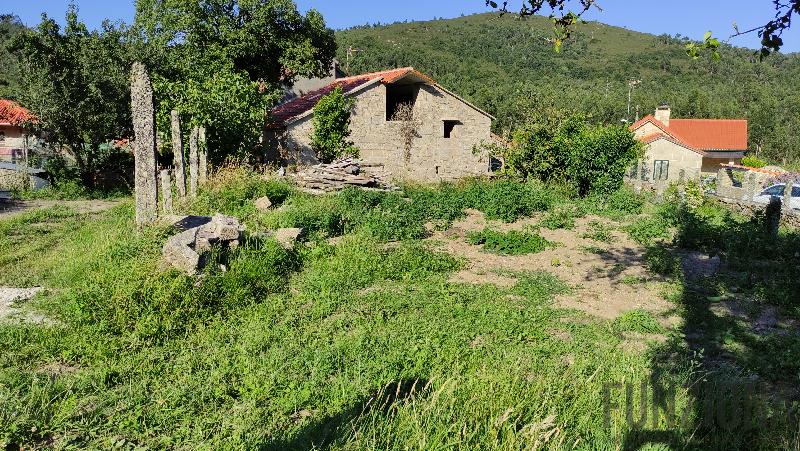 Venta de casa en Cotobade