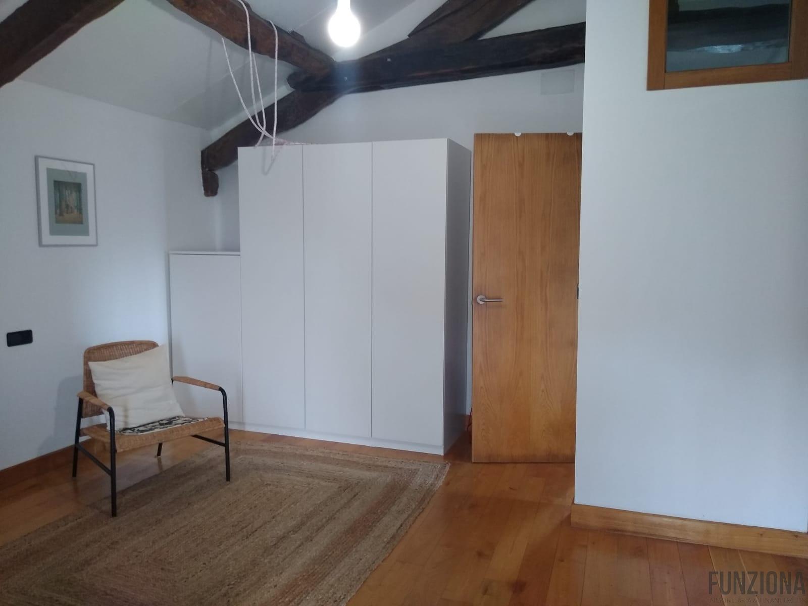 For sale of house in Cerdedo