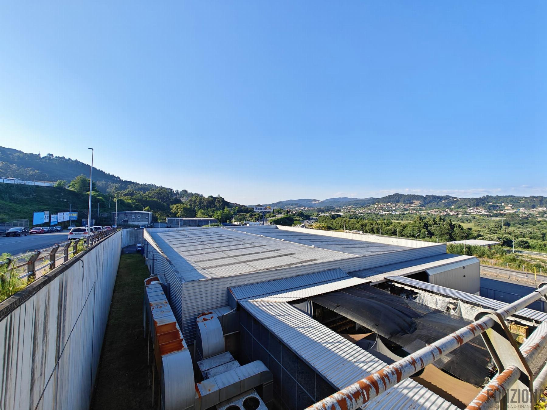 Alquiler de nave industrial en Poio