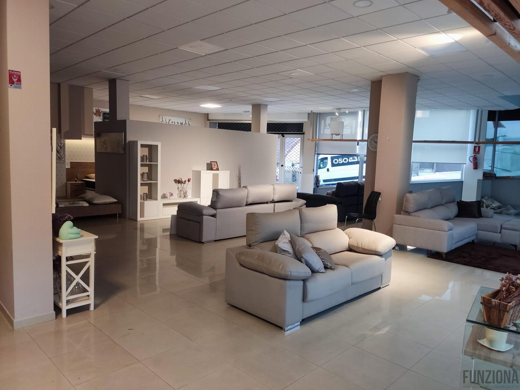 For sale of commercial in Pontevedra