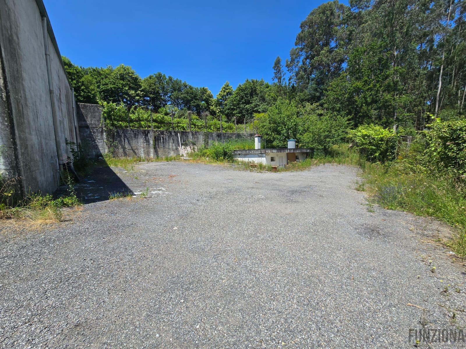 For rent of industrial plant/warehouse in Pontevedra