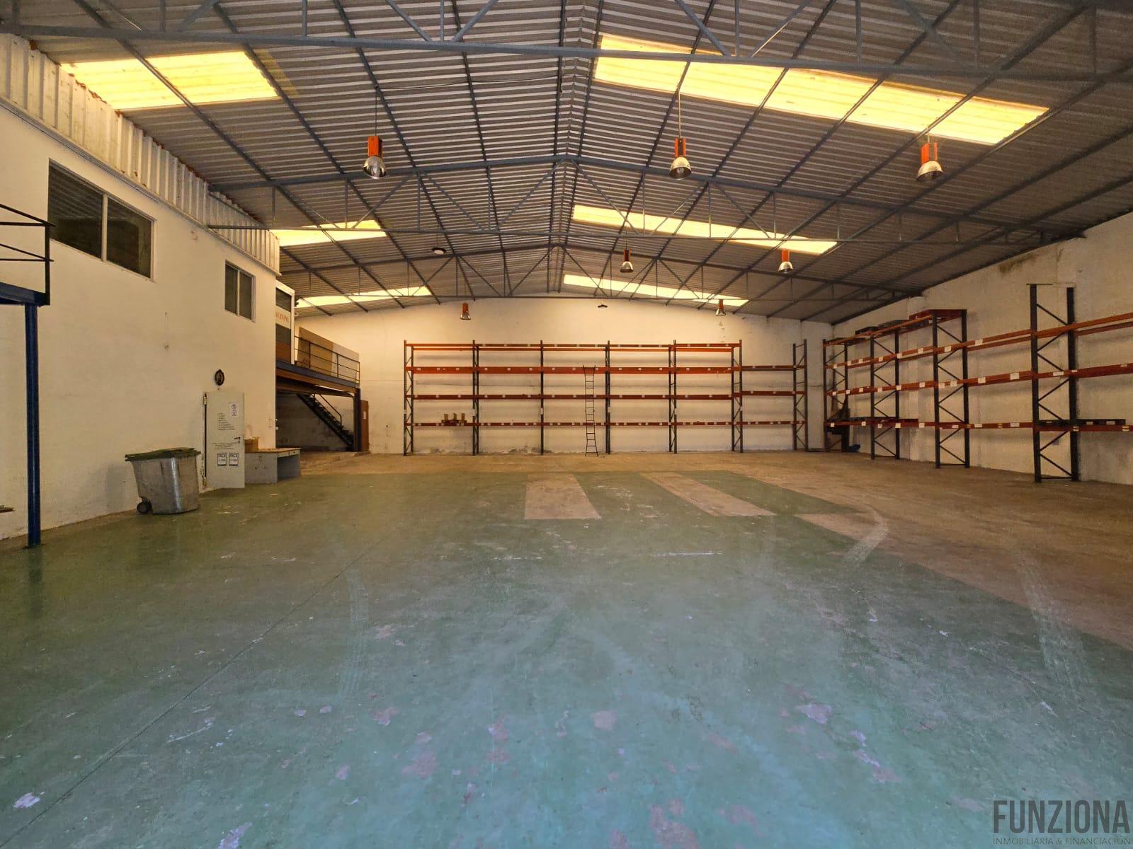 For rent of industrial plant/warehouse in Pontevedra