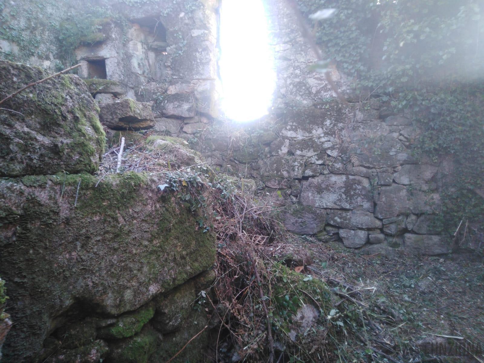 Venta de terreno en A Lama