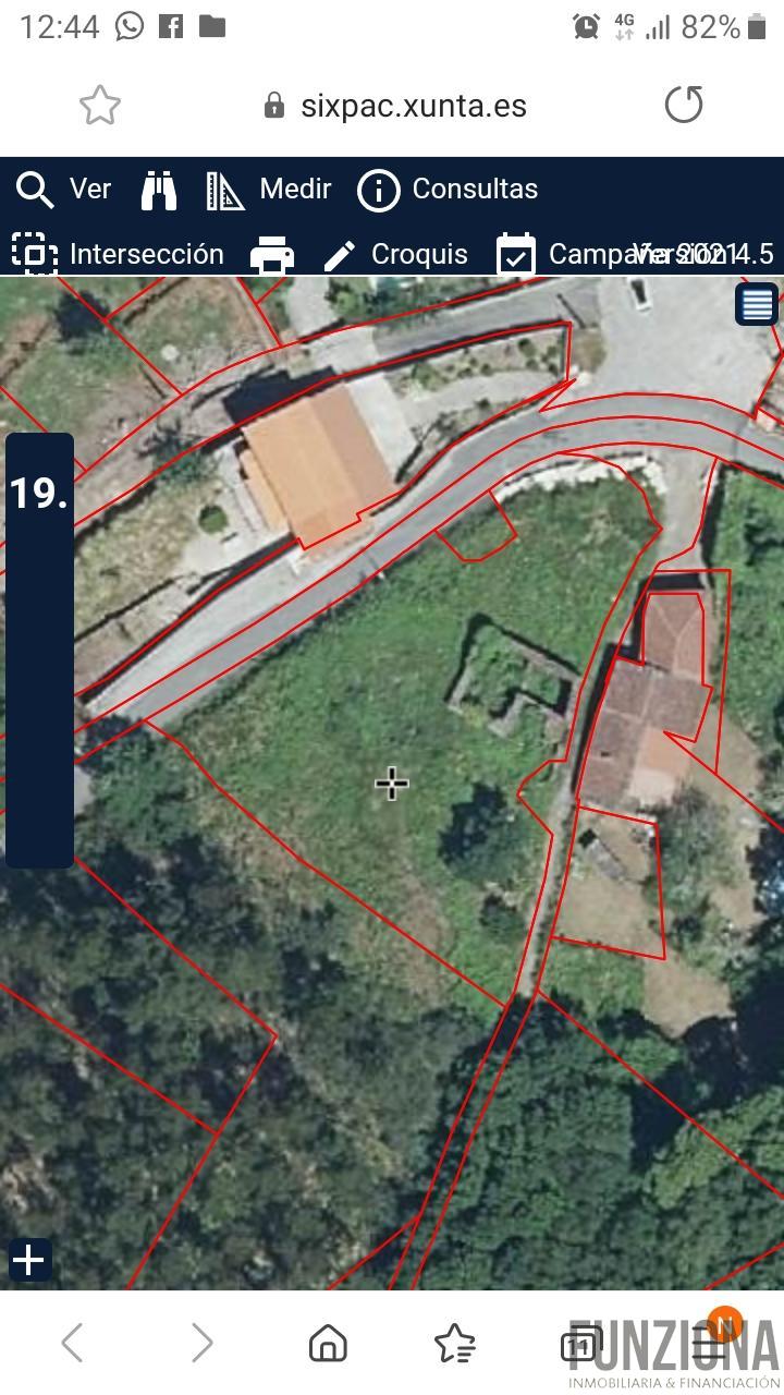 Venta de terreno en A Lama