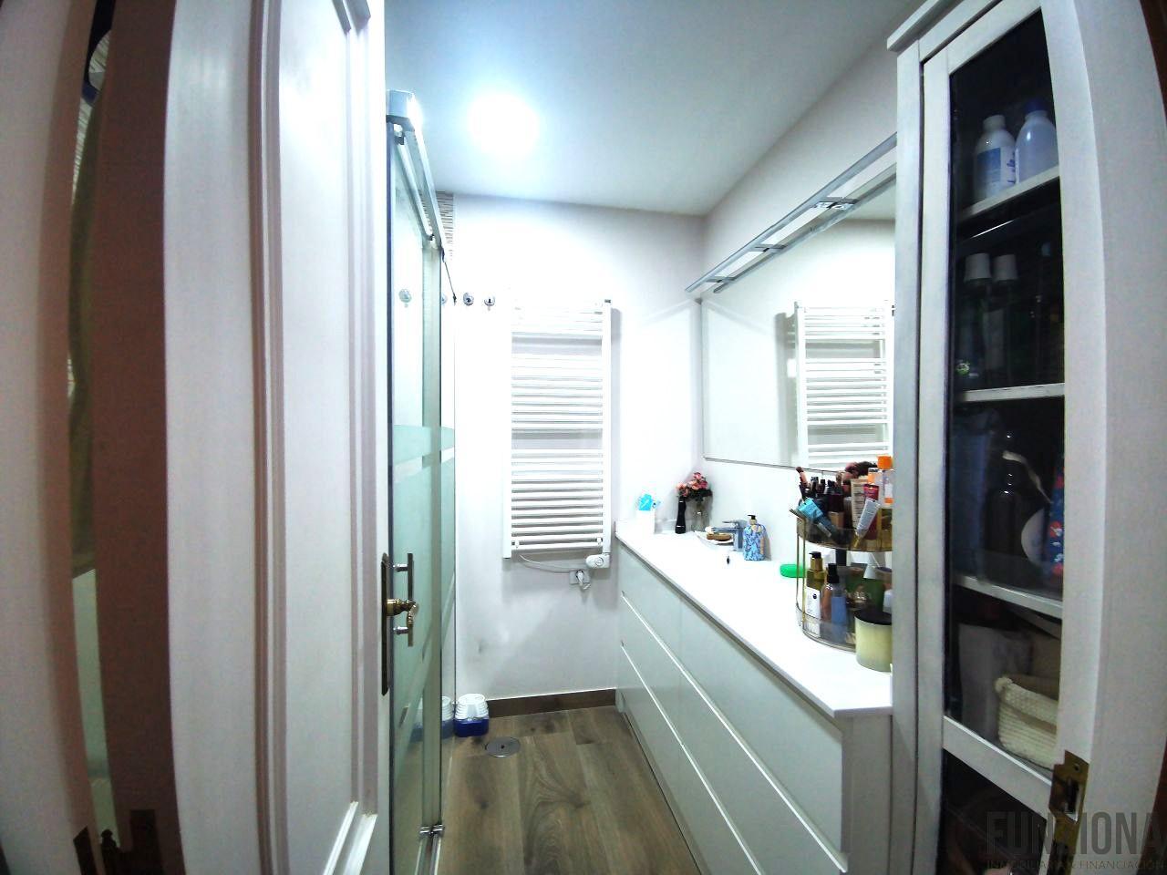 Baño suite