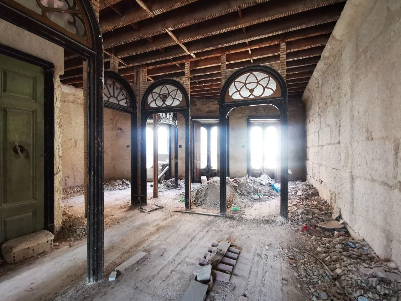 For sale of building in Pontevedra