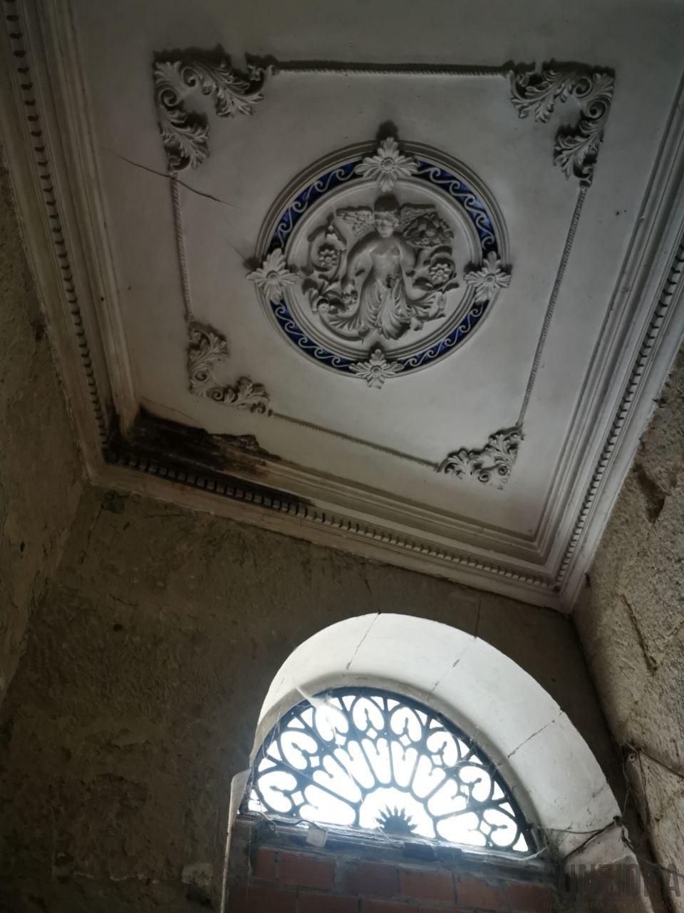 For sale of building in Pontevedra