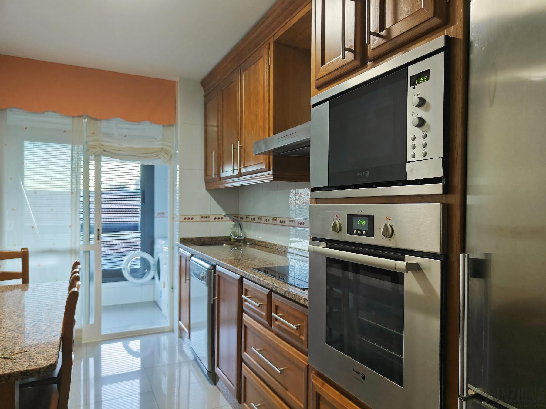 For sale of apartment in Pontevedra