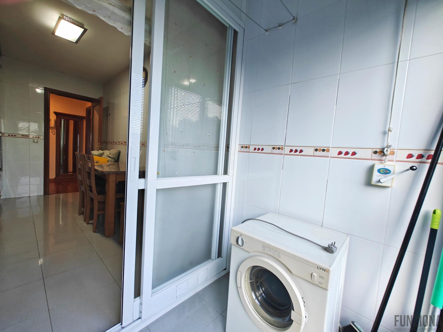 For sale of apartment in Pontevedra