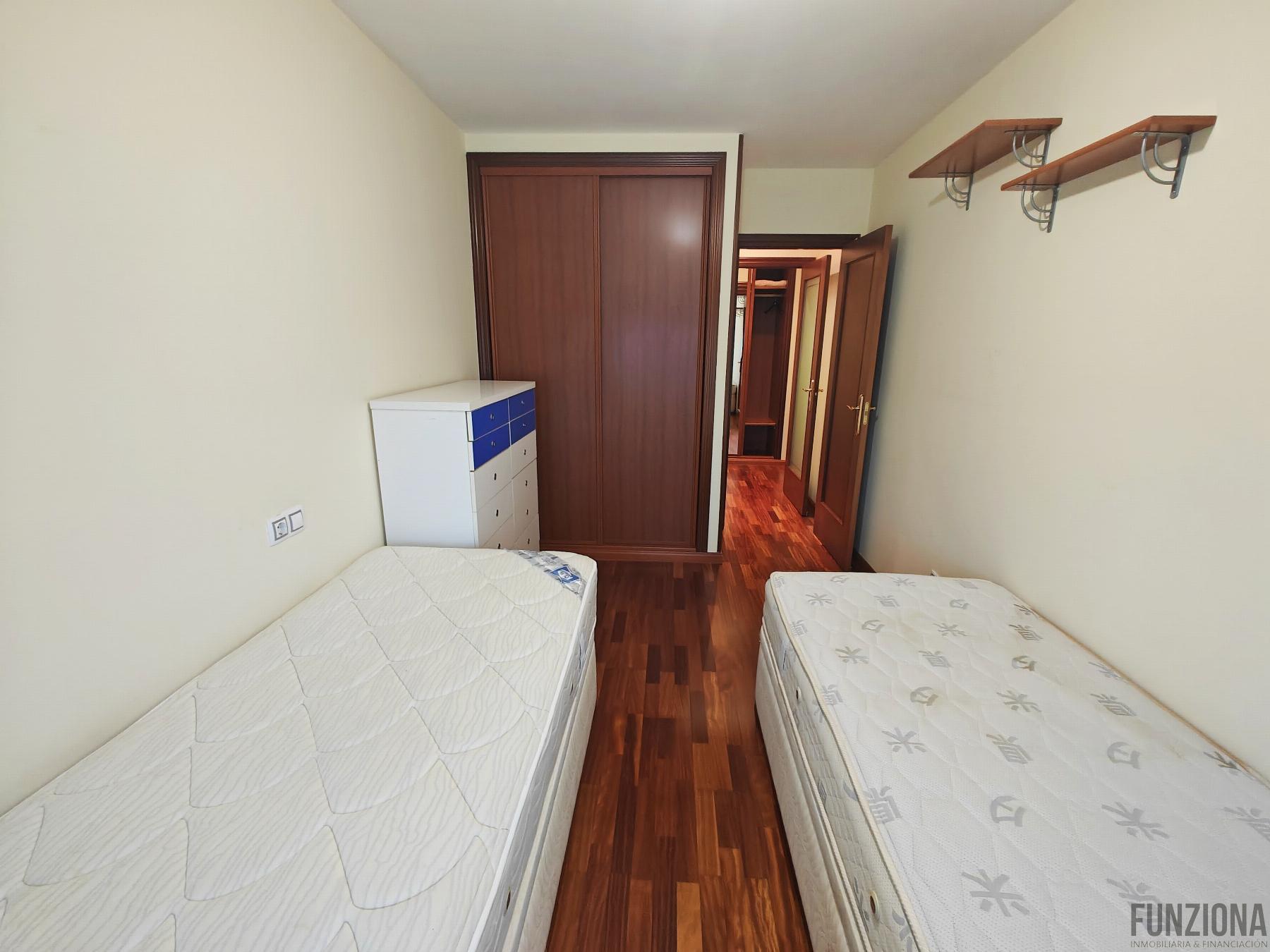 For sale of apartment in Pontevedra