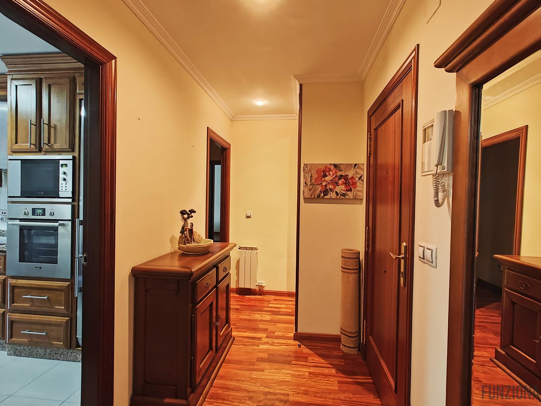 For sale of apartment in Pontevedra