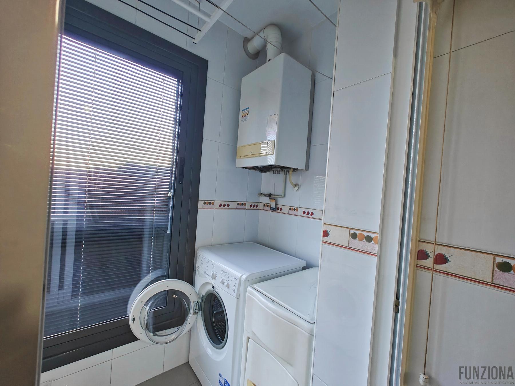 For sale of apartment in Pontevedra