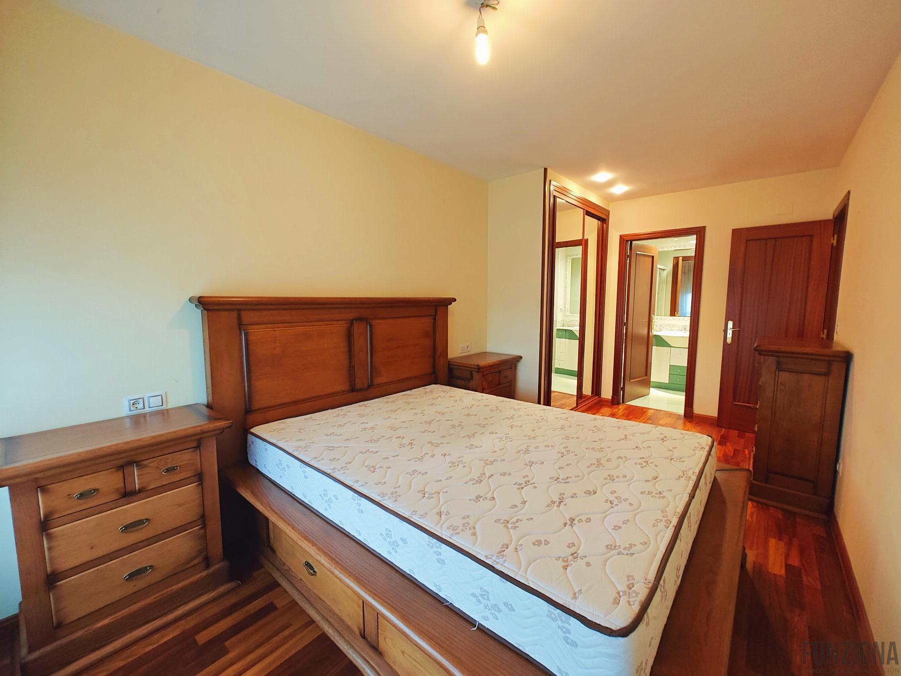 For sale of apartment in Pontevedra