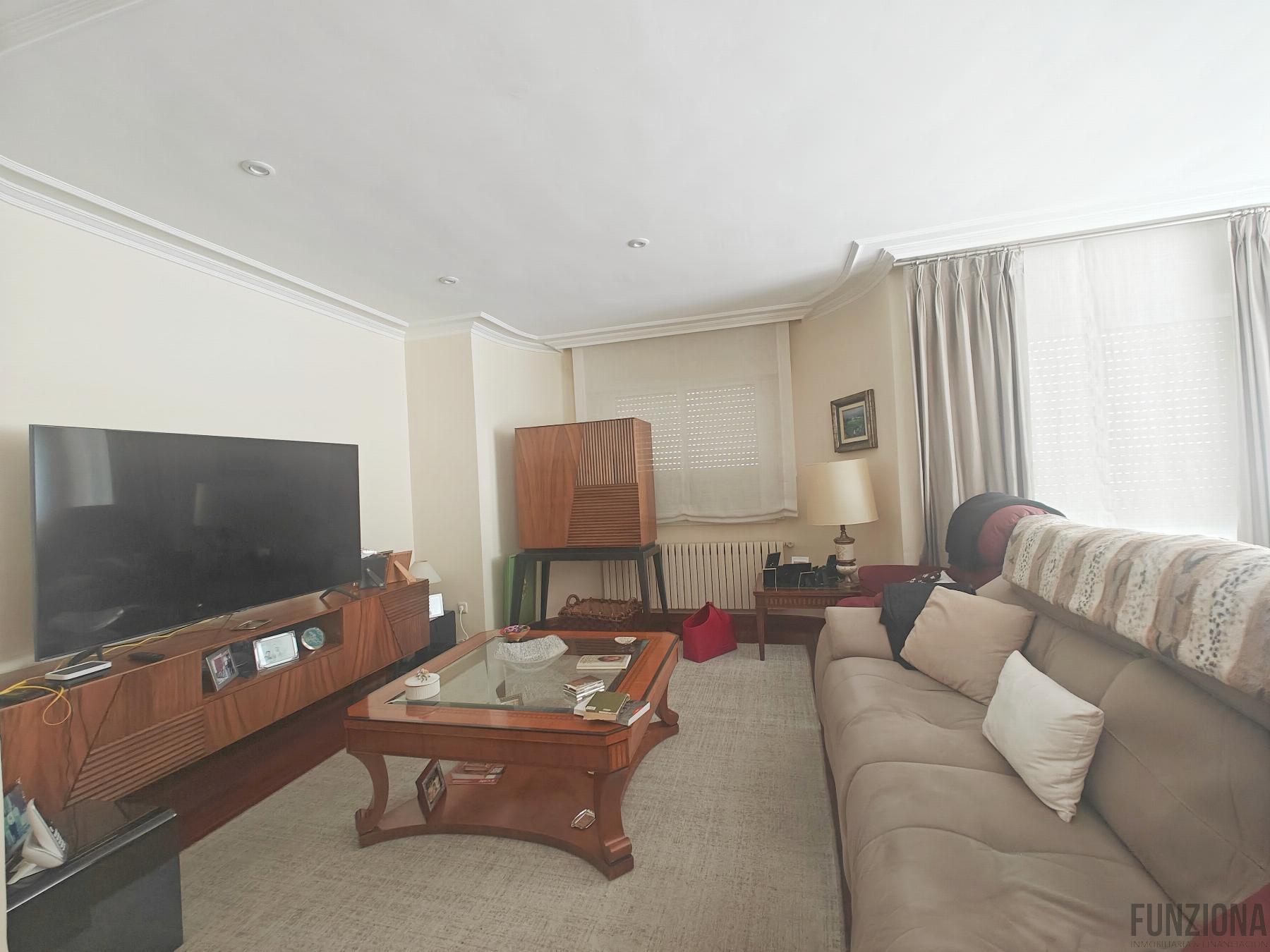 For rent of flat in Pontevedra