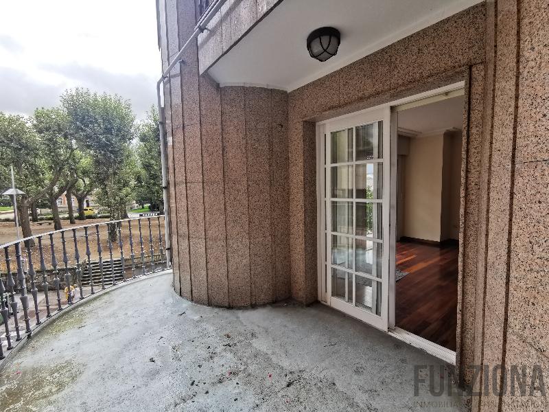 For rent of flat in Pontevedra