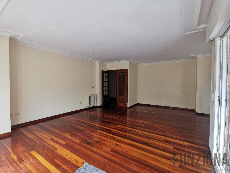 For rent of flat in Pontevedra