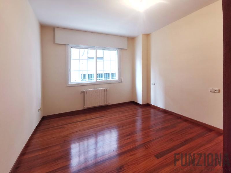 For rent of flat in Pontevedra