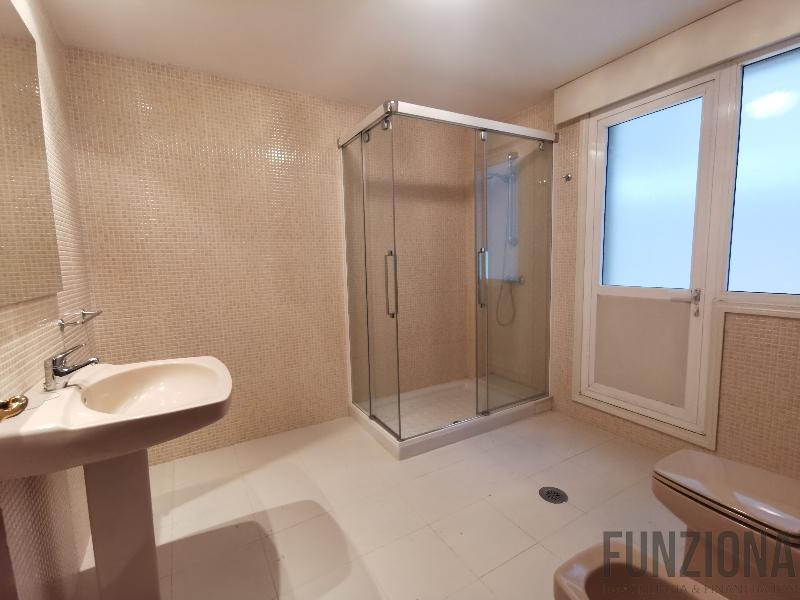 For rent of flat in Pontevedra