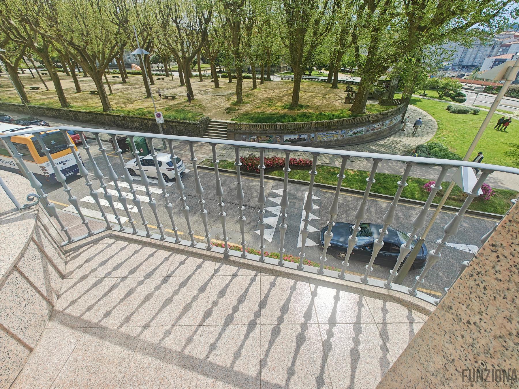 For rent of flat in Pontevedra