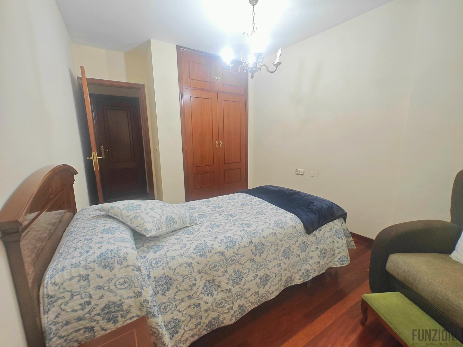 For rent of flat in Pontevedra