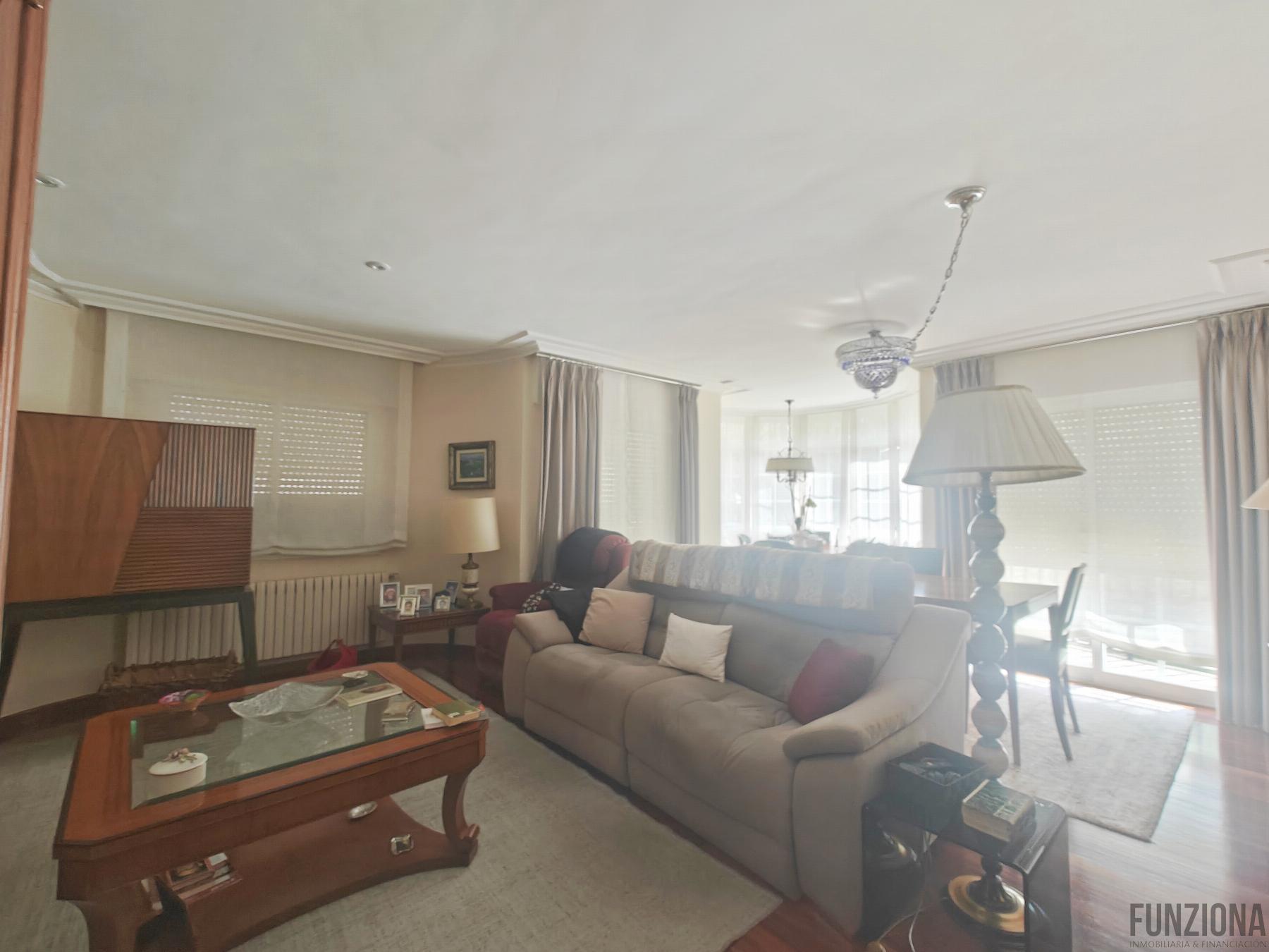 For rent of flat in Pontevedra