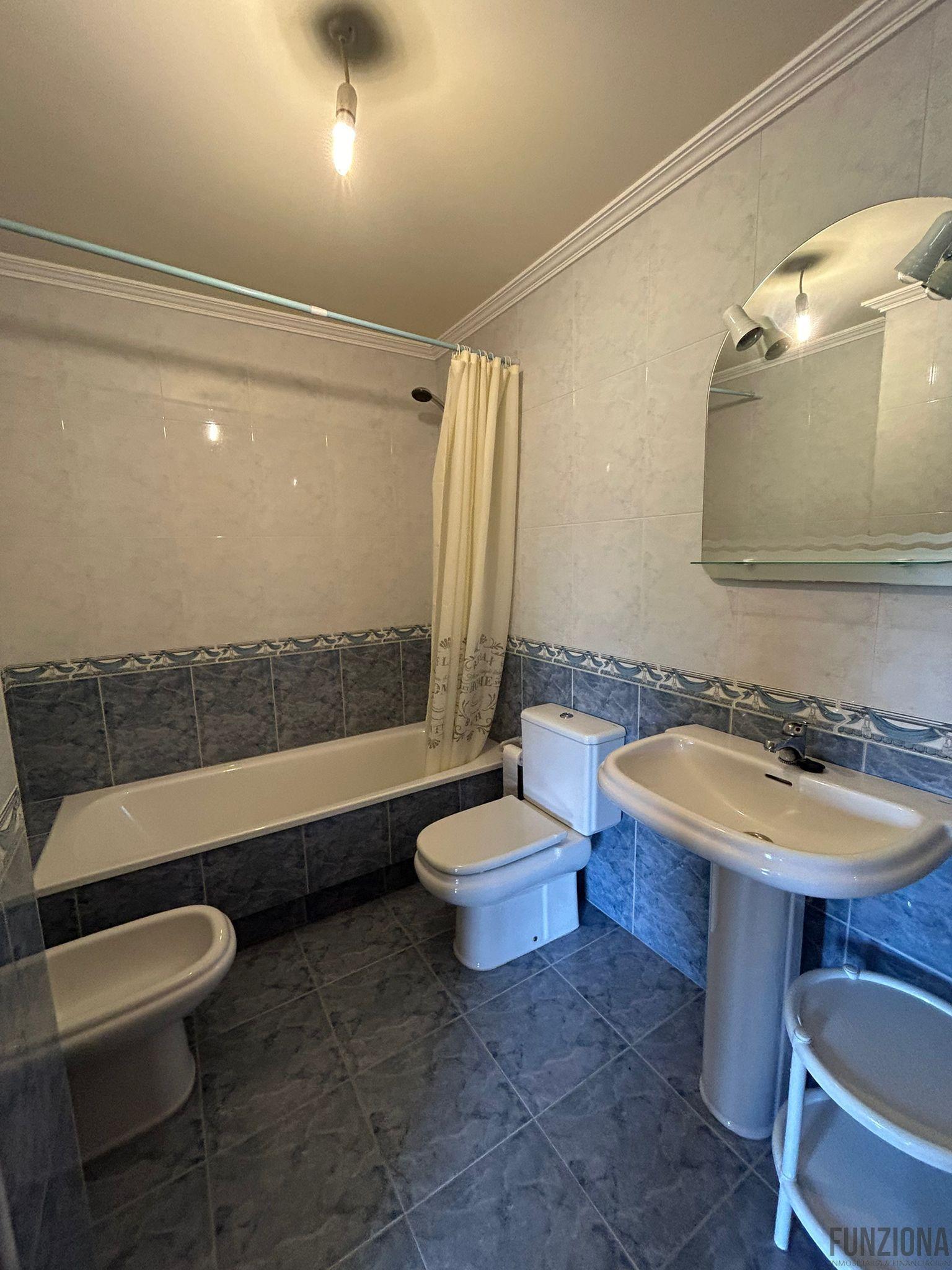 For sale of flat in Soutomaior