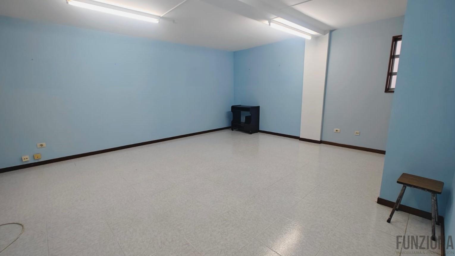 For rent of office in Pontevedra