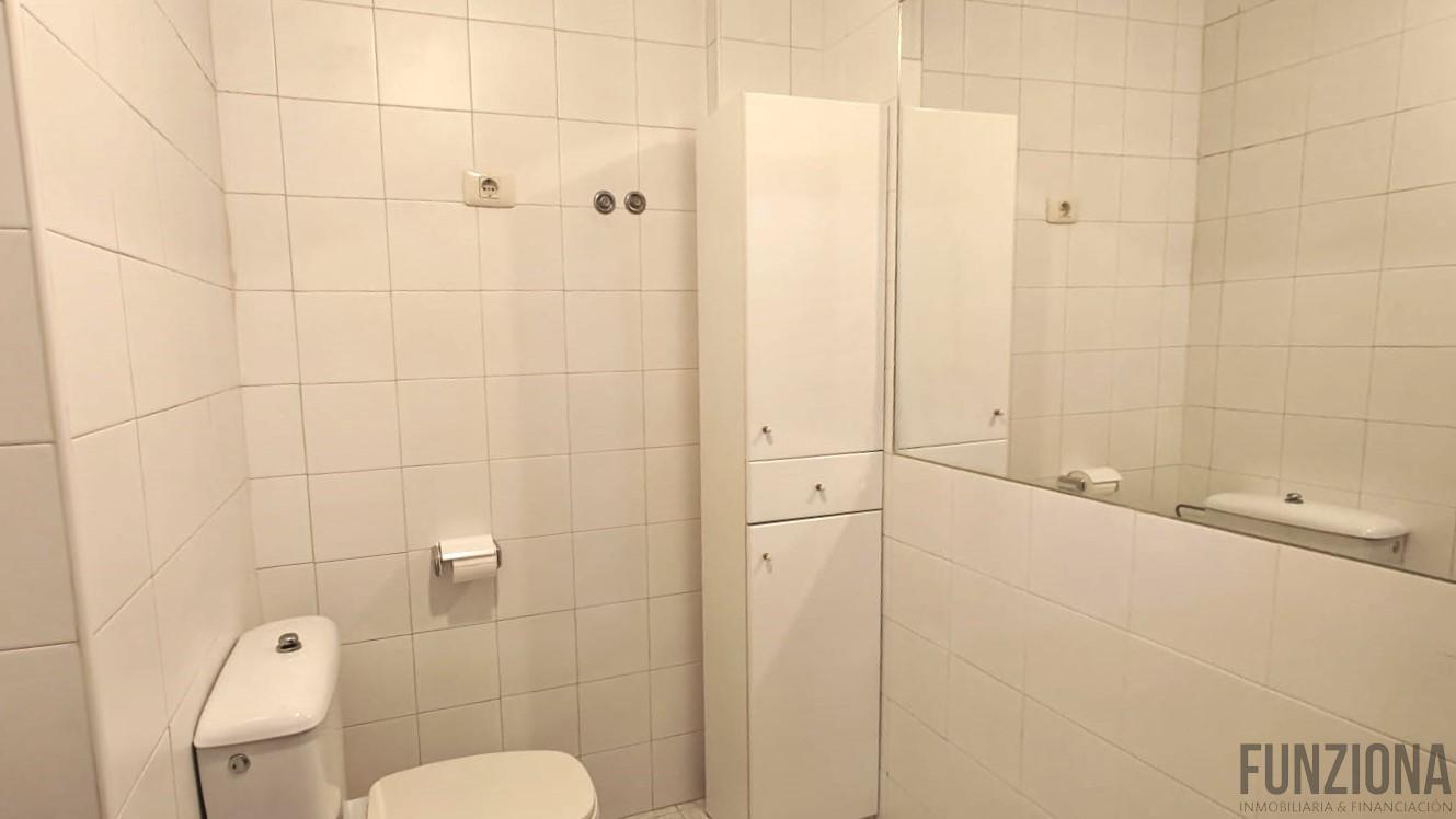 For rent of office in Pontevedra