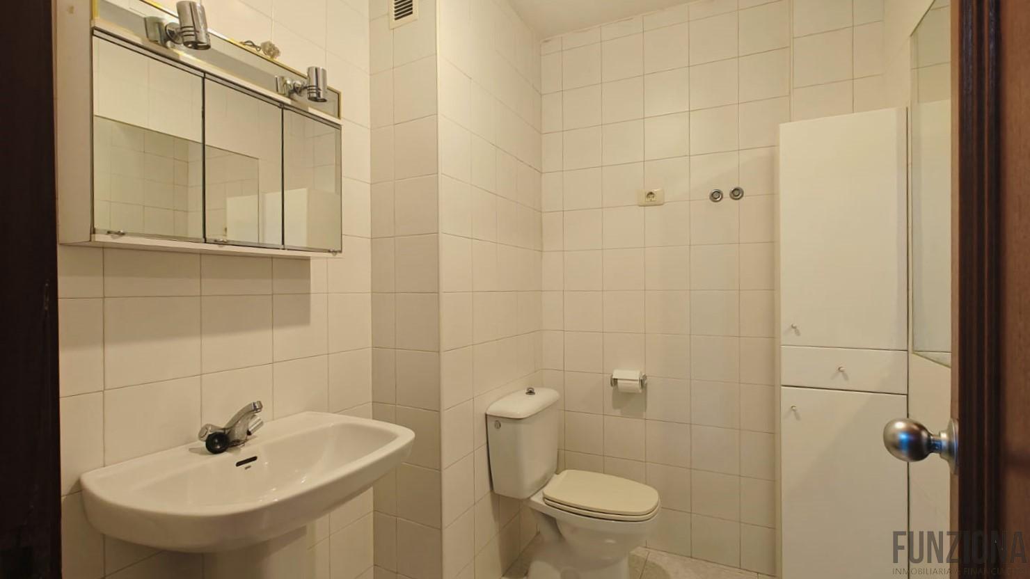For rent of office in Pontevedra