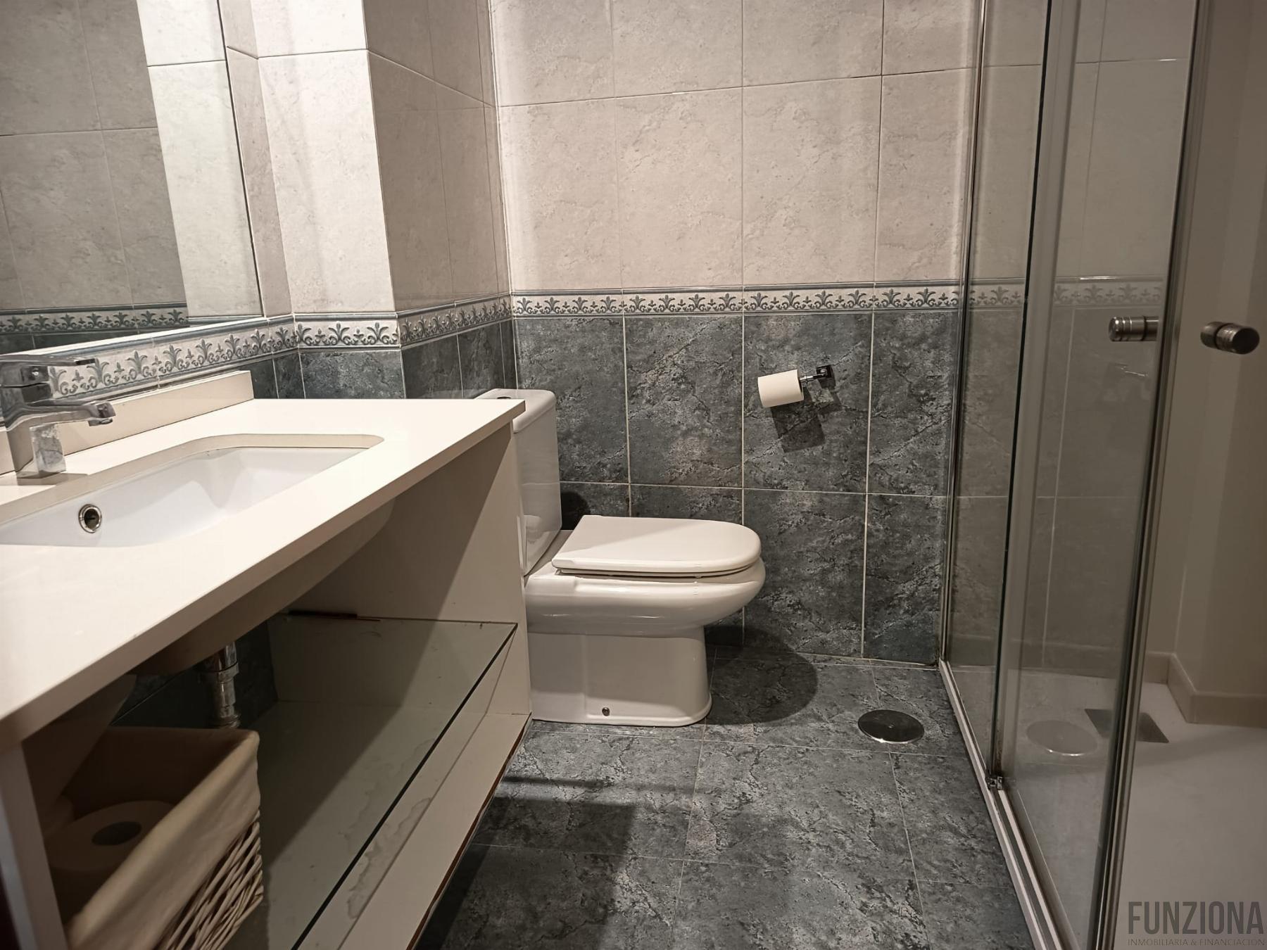 Piso en alquiler  calle Rúa Santa Lucía, Pontevedra  25/27