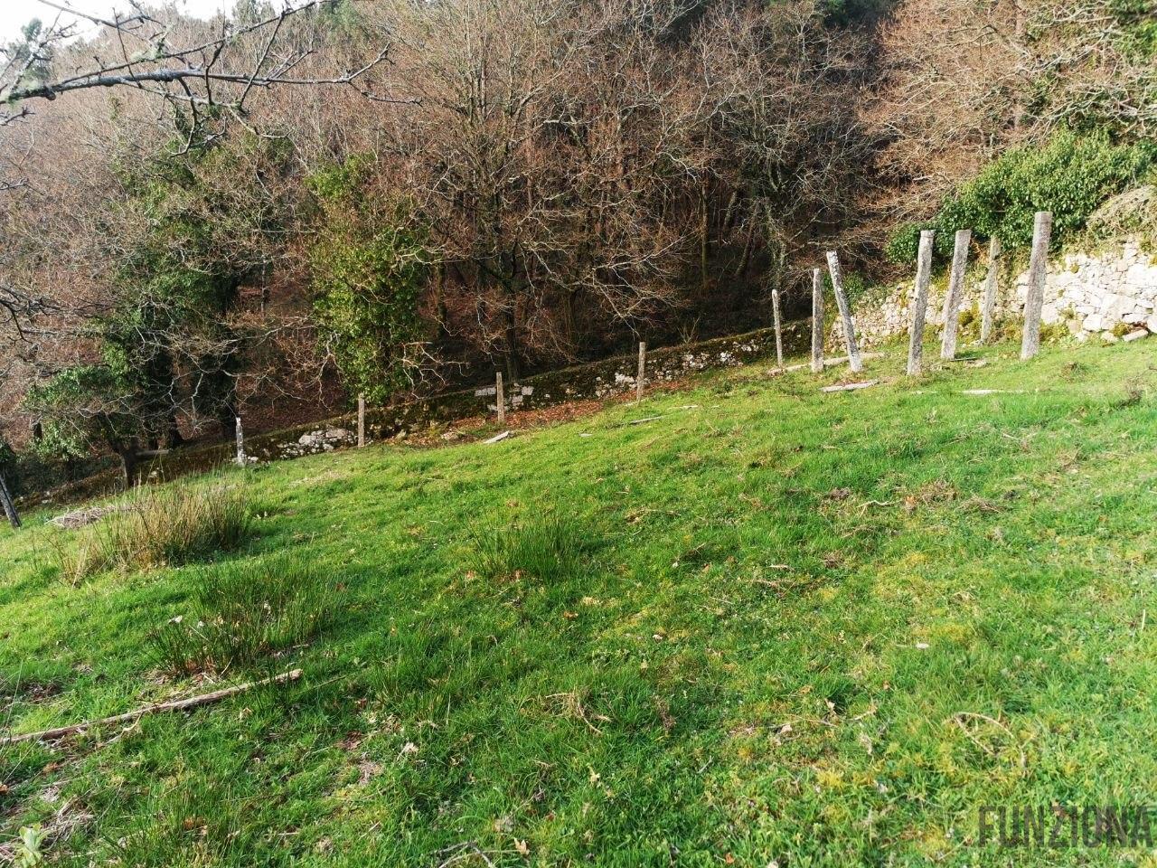 For sale of house in Moraña