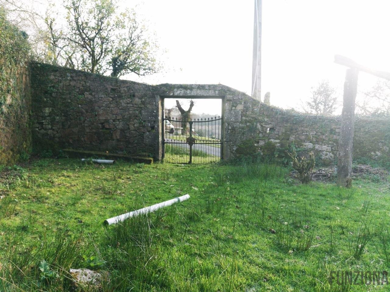 For sale of house in Moraña