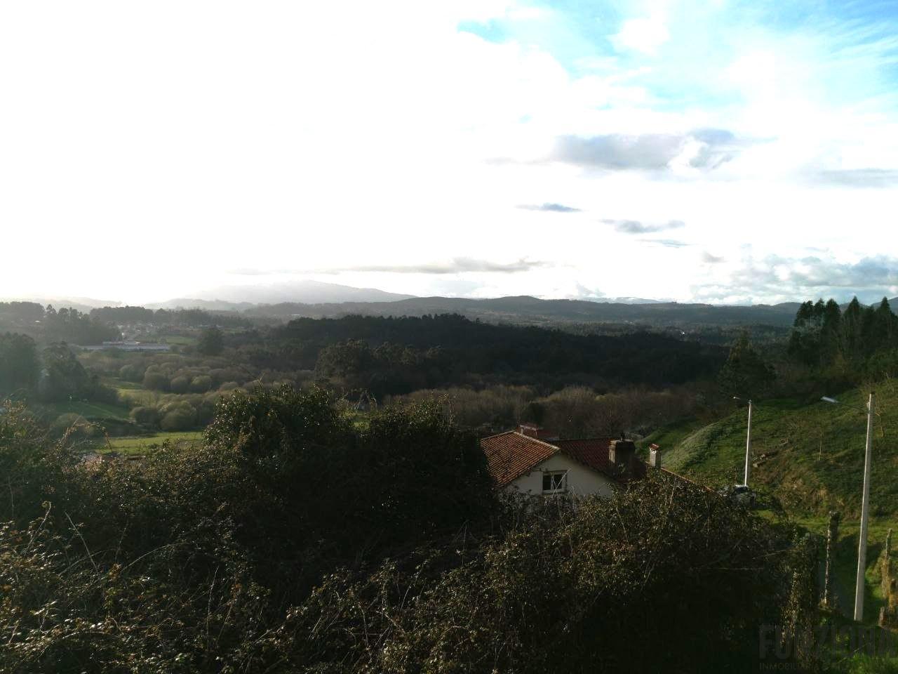 For sale of house in Moraña