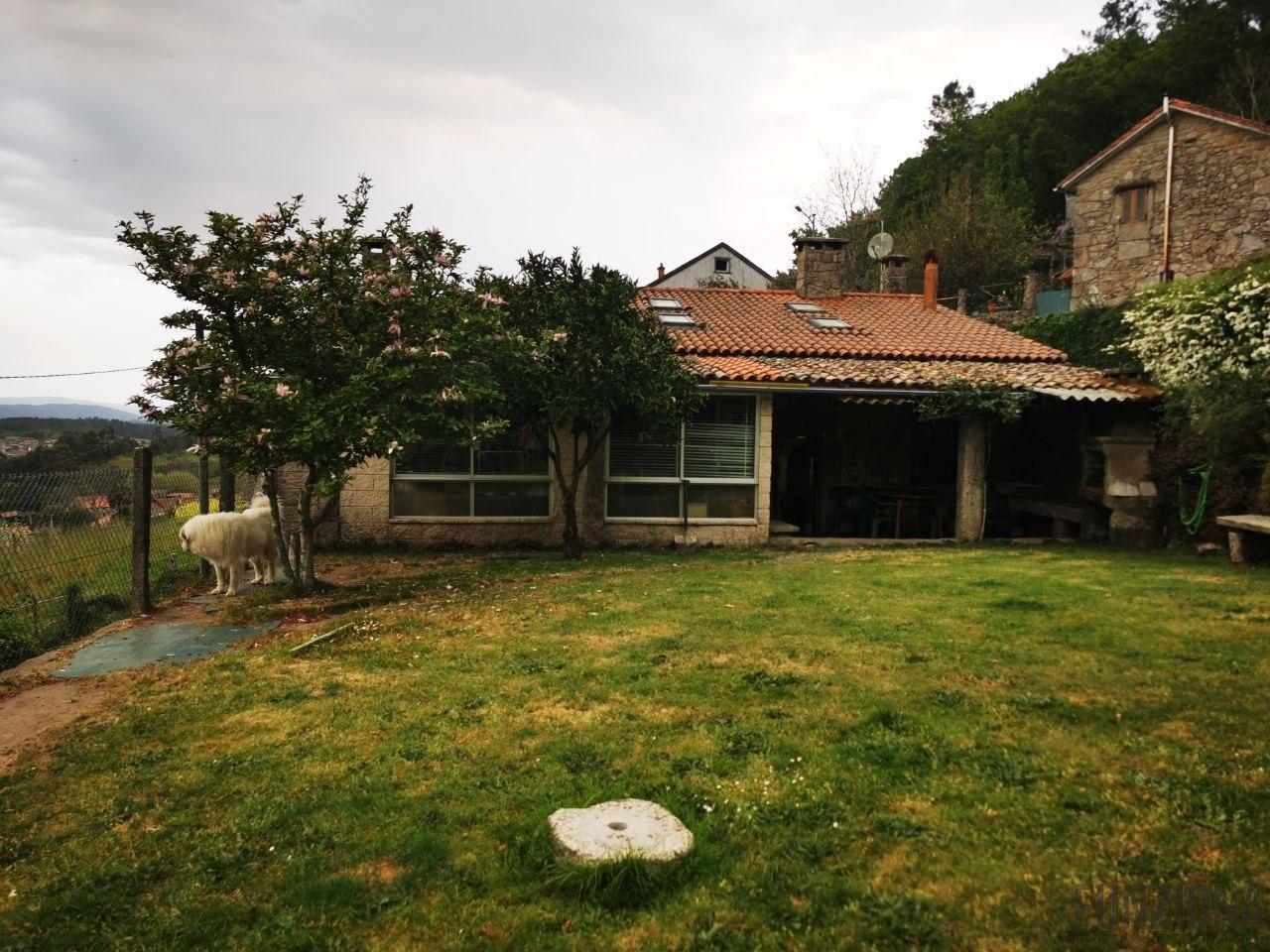 Venta de casa en Moraña