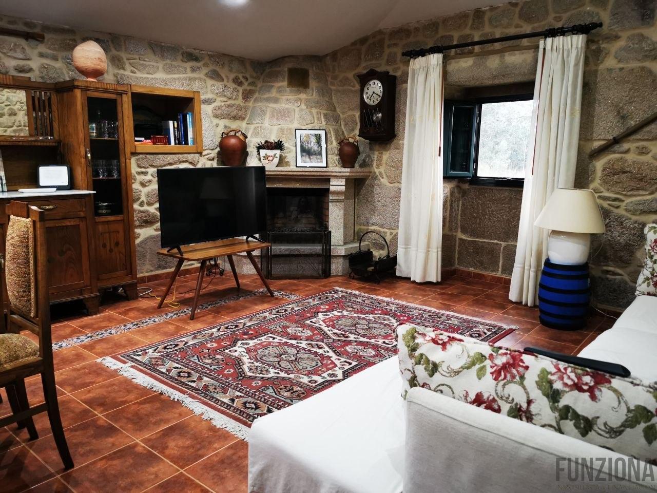 Venta de casa en Moraña