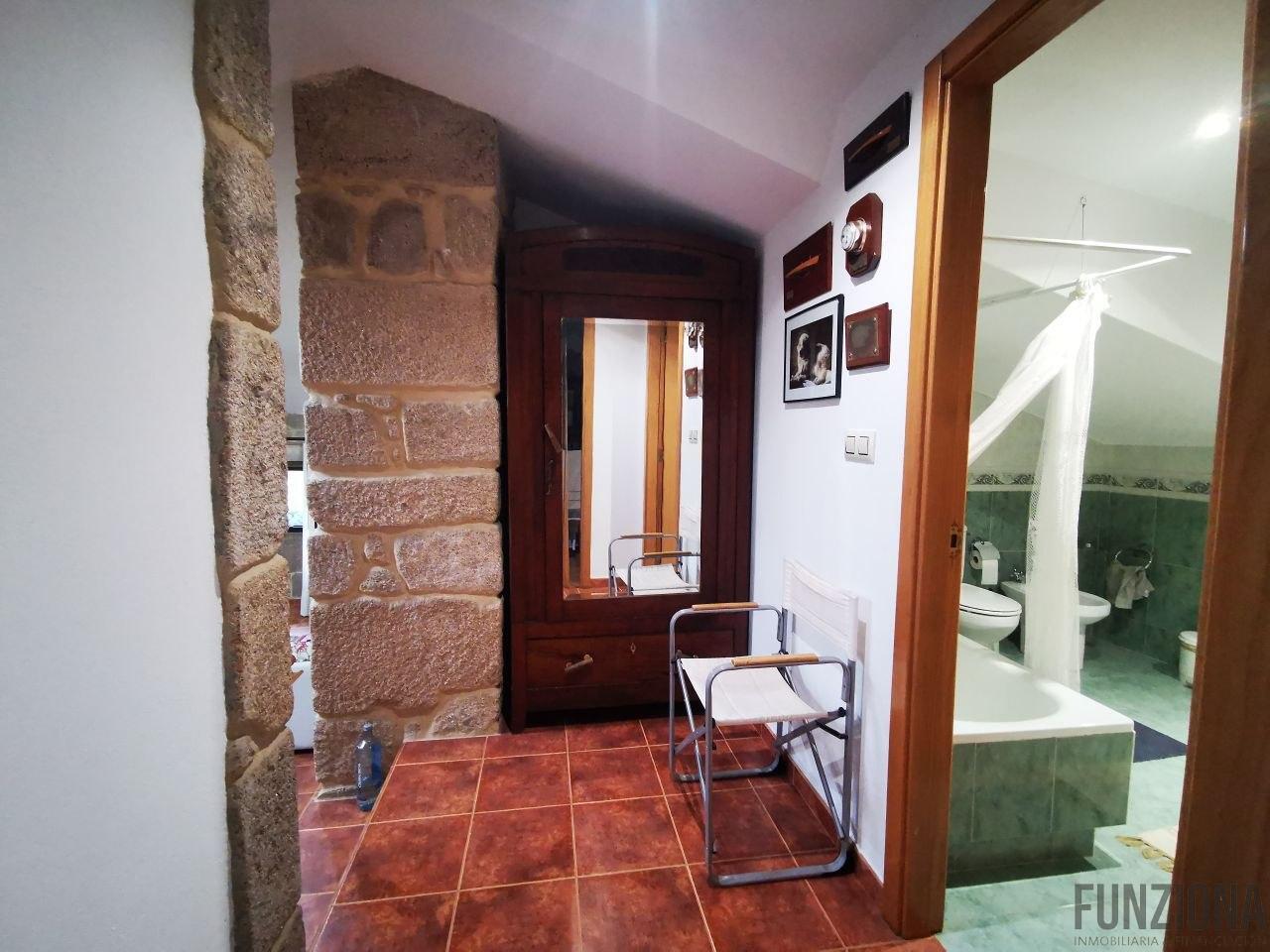 Venta de casa en Moraña
