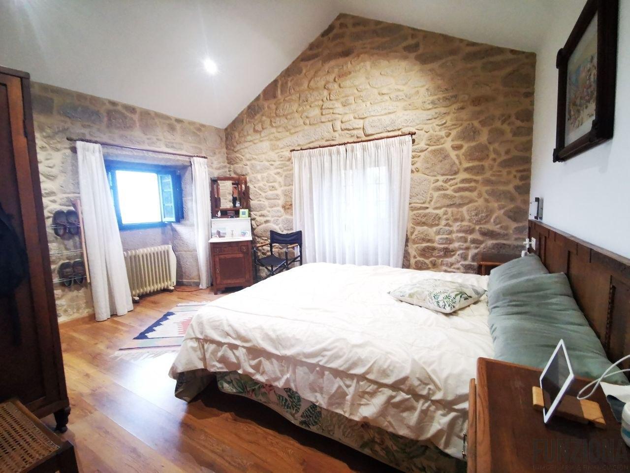 Venta de casa en Moraña
