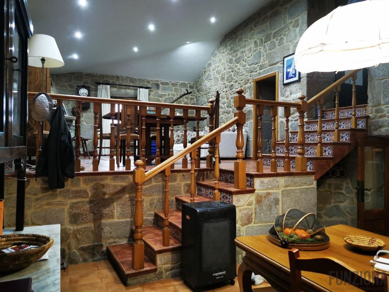 Venta de casa en Moraña