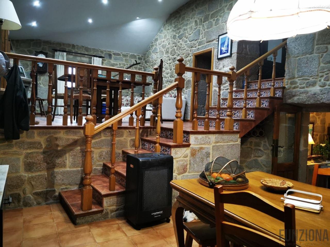 Venta de casa en Moraña